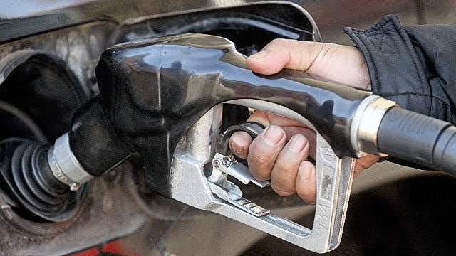 New calls to raise federal gas tax fuel fierce debate