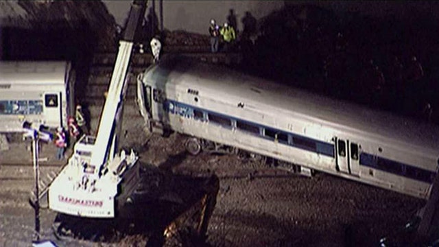 Investigation into what caused Metro-North train derailment