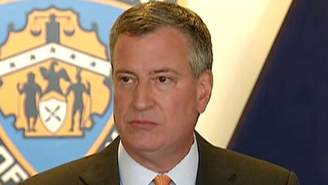 De Blasio: Police, community relationship 'has to change'