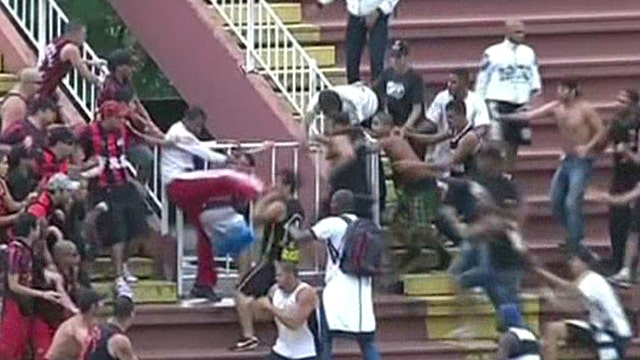 Violent brawl breaks out at Brazil league soccer match