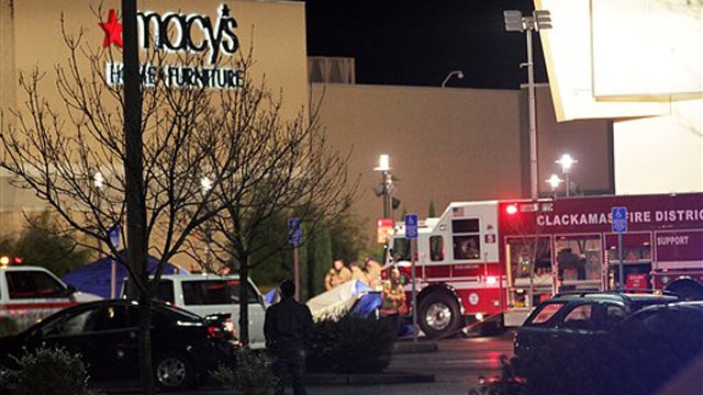 Man helped guide shoppers out of mall during shooting