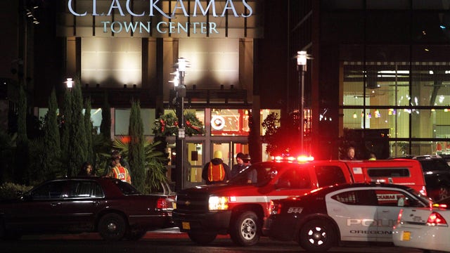 Mall remains closed after deadly shooting