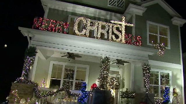 Entire NC town lights up for the holidays