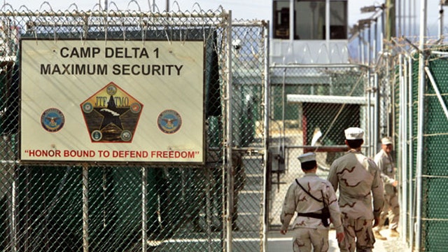 Four more prisoners transferred out of Gitmo