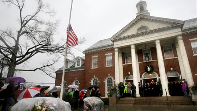 Moment of silence for victims of school shooting