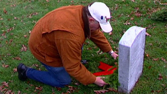 Meet the man behind Arlington National Cemetery's wreaths