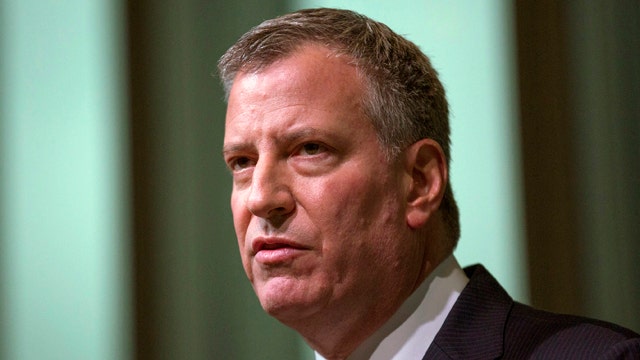 Should Mayor de Blasio resign?