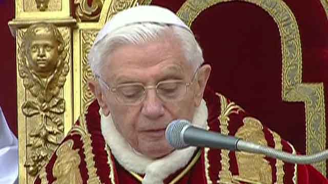 Pope Benedict XVI delivers 'Urbi et Orbi' blessing