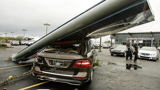 Deadly winter storms rip through Southern states