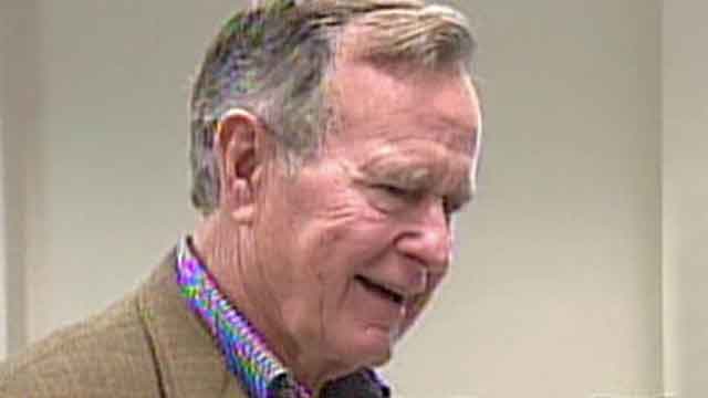 Former President Bush suffers series of setbacks in hospital