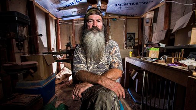 Phil Robertson returns to Duck Dynasty      