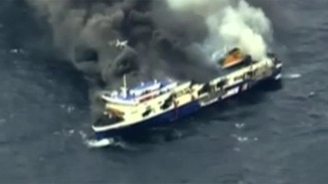 Search continues for victims of Greek ferry fire