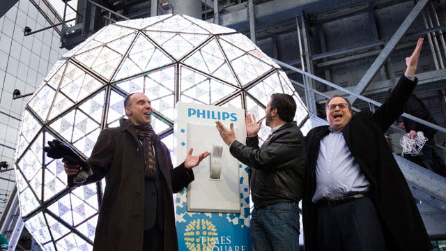 Final prep for Times Square New Year’s Eve celebration