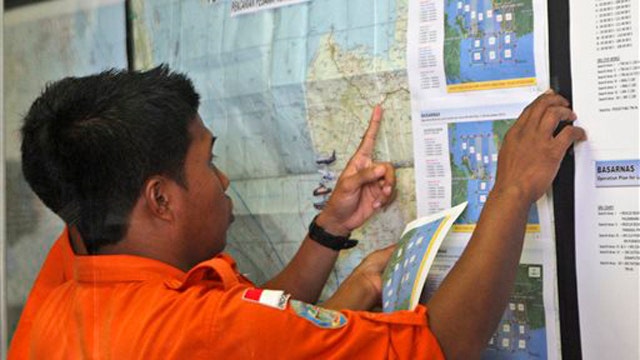 Investigators work to determine cause of AirAsia crash