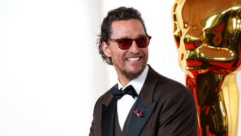 Matthew McConaughey recalls instant connection with rom-com's leading lady