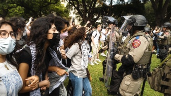 University president defends shutting down anti-Israel mob on Texas campus