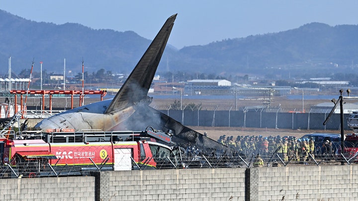 Plane closeup - Fox News