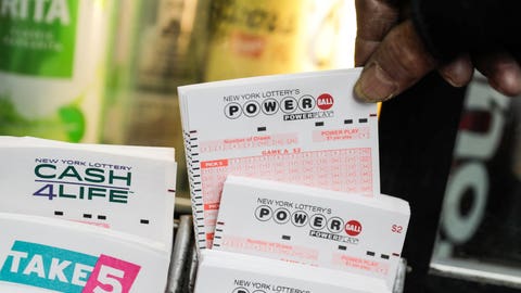 Powerball $550M lottery jackpot: Here’s the tax damage