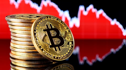 Cryptocurrency edges higher early Monday morning
