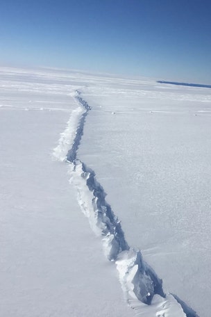 Antarctic melting could cause global floods