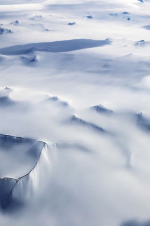 Two men attempt audacious, solo Antarctica crossing