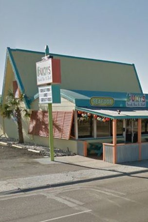 Restaurant sues customer over bad Facebook review