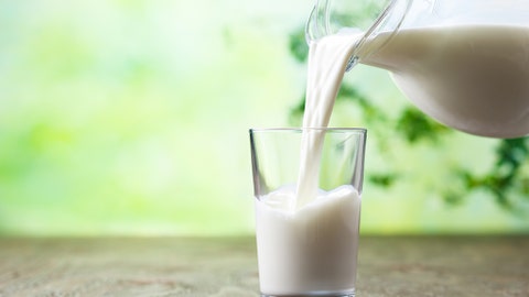 New York resident develops bacterial infection after drinking raw milk from Pennsylvania farm: officials