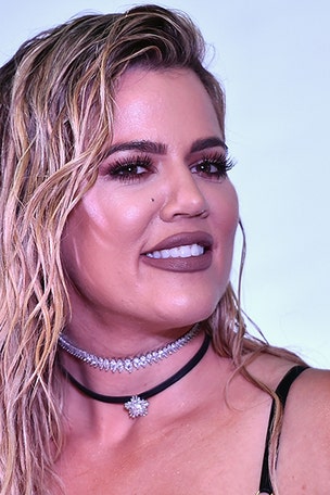 Fans flip on Khloe