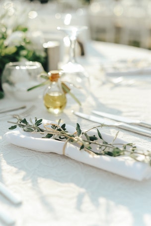 Bride bans mom from wedding over THIS