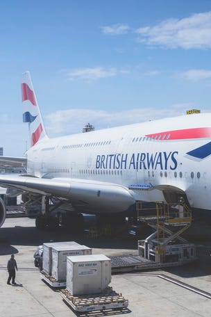 Possible 'fire' plane sparks emergency landing