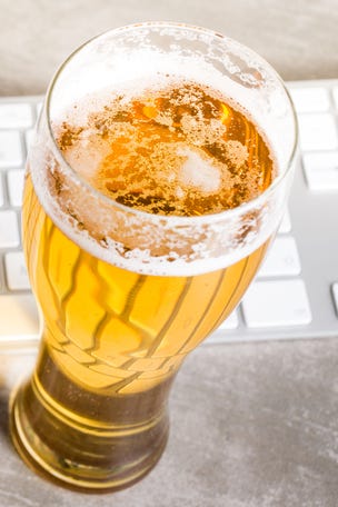 Office worker reveals trick for free beers