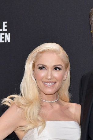 Shelton TEASES Stefani