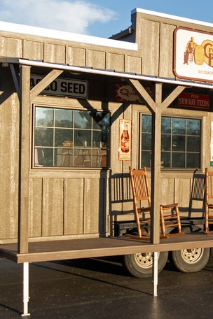 You need to see THIS Cracker Barrel