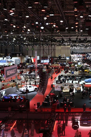 Virus CANCELS car show