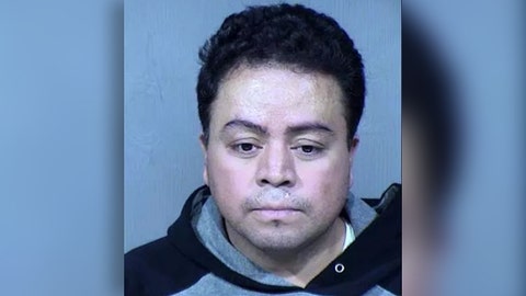 Arizona cops find fugitive in Canada through his relatives, friends' social media posts