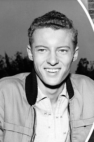 ‘Beaver’ star's book aiding DETECTIVES in death case