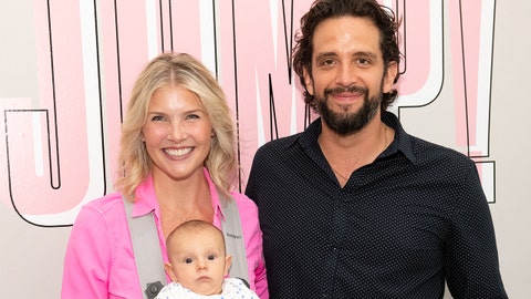 Amanda Kloots reflects on 1st Thanksgiving without her husband