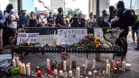 Austin police warn of ‘armed’ rioters planning to access buildings: reports