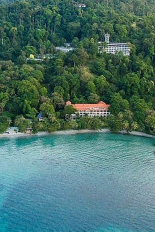 Tripadvisor warns of Thai hotel after American JAILED