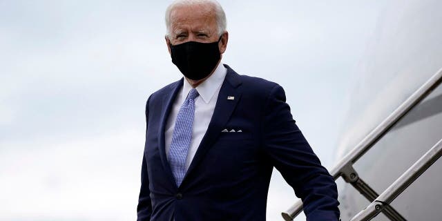 Biden arrives at the Allegheny County Airport in West Mifflin, Pa., en route to speak at a campaign event in Pittsburgh, Pa., Monday, Aug. 31, 2020. (AP Photo/Carolyn Kaster)