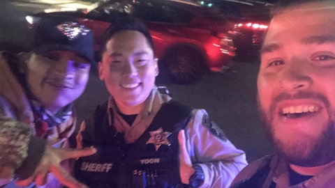 Oregon sheriff's deputies help hitchhiker safely get to and from court appearance