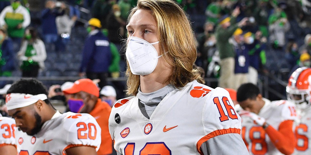 Trevor Lawrence reacts to Clemson-Florida State game getting
postponed hours before kickoff