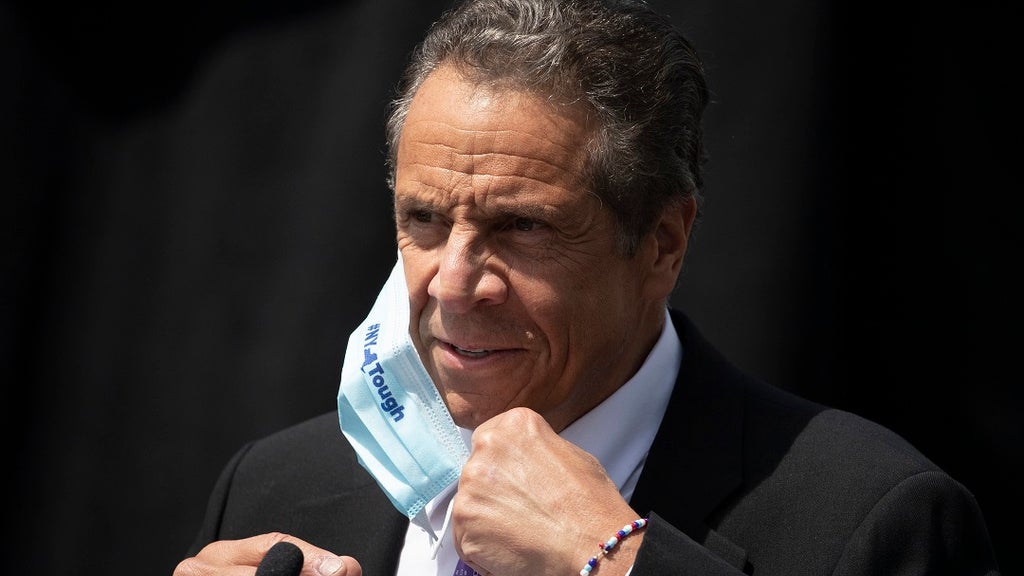 Doctor slams Cuomo for doubting potential COVID vaccine over politics