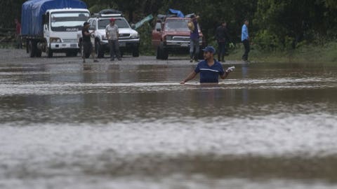 Iota threatens 2nd tropical strike for Nicaragua, Honduras