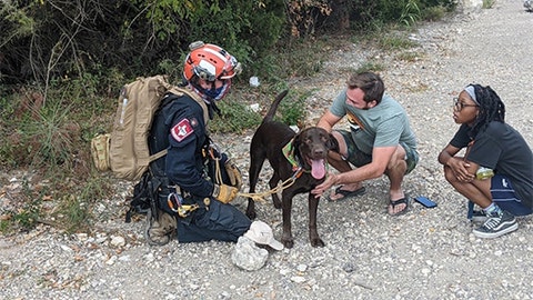 Texas paramedic rescues dog that fell off 70-foot cliff