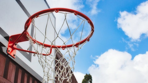 FedEx driver gives new basketball hoop to Indiana boy in act of kindness