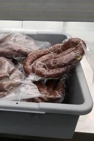 Police dog sniffs out SAUSAGES at NJ airport