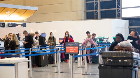 Los Angeles County drops mask mandate for public transit