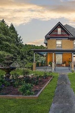 Would YOU stay at this HORROR house?