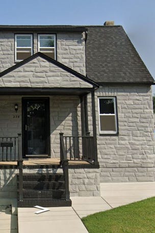 'Spooky' goth house confuses Twitter